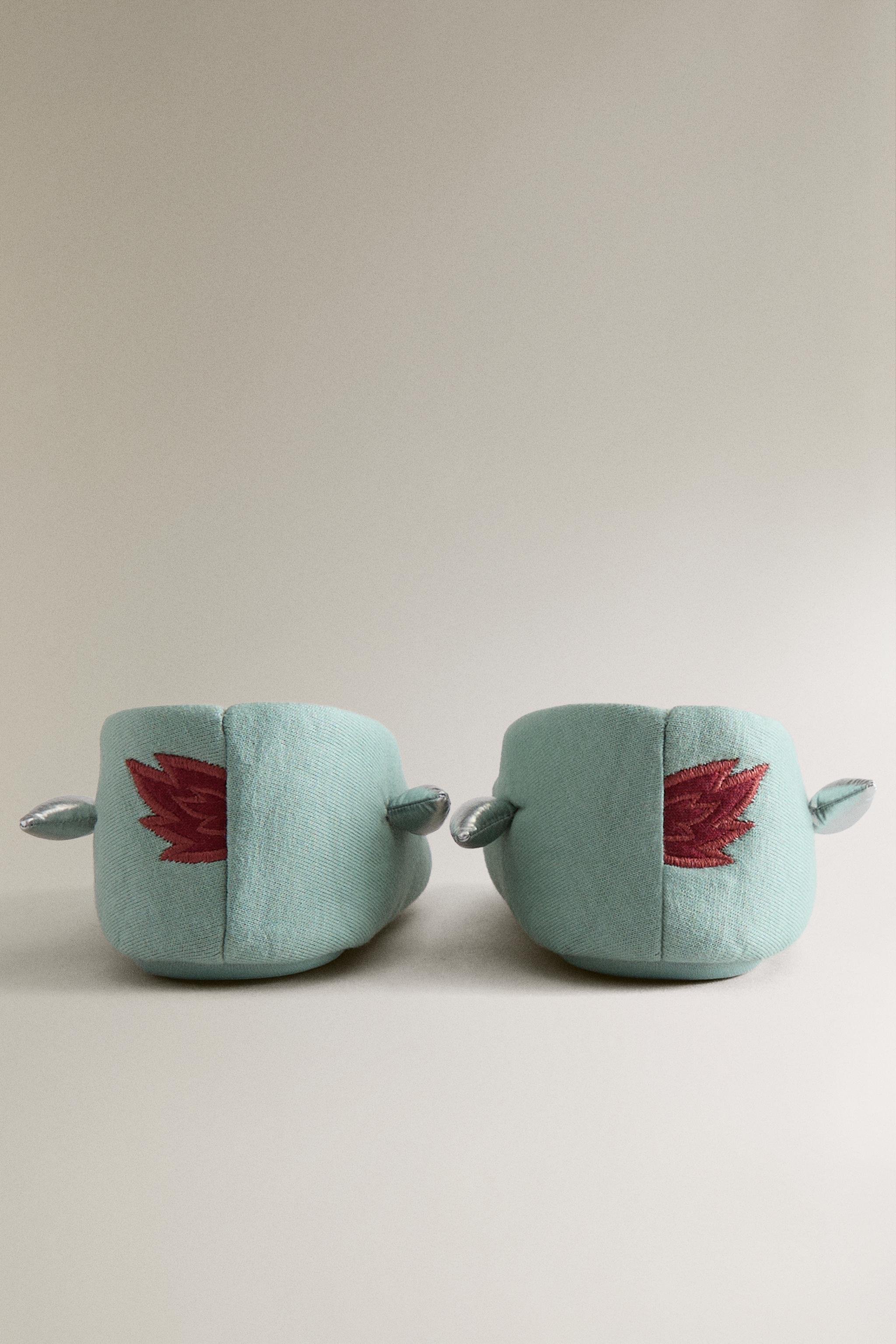 KIDS' ROCKET SLIPPERS